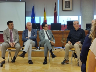 Comité científico durante su reunión en la Unidad de Mediación Intrajudicial de Murcia 